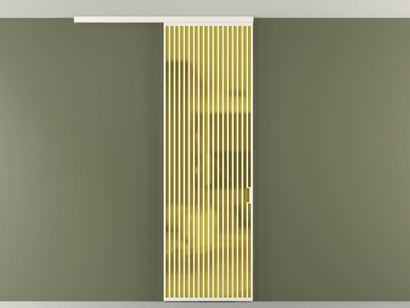 Алюминевая перегородка vd1_06 Алюминий пудровый белый Сатинированное жёлтое стекло, триплекс, 6мм. Цвет Алюминий пудровый белый. Материал Алюминий в эмали. Коллекция Перегородка Formato вдоль стены на потолок одностворчатая. Картинка.